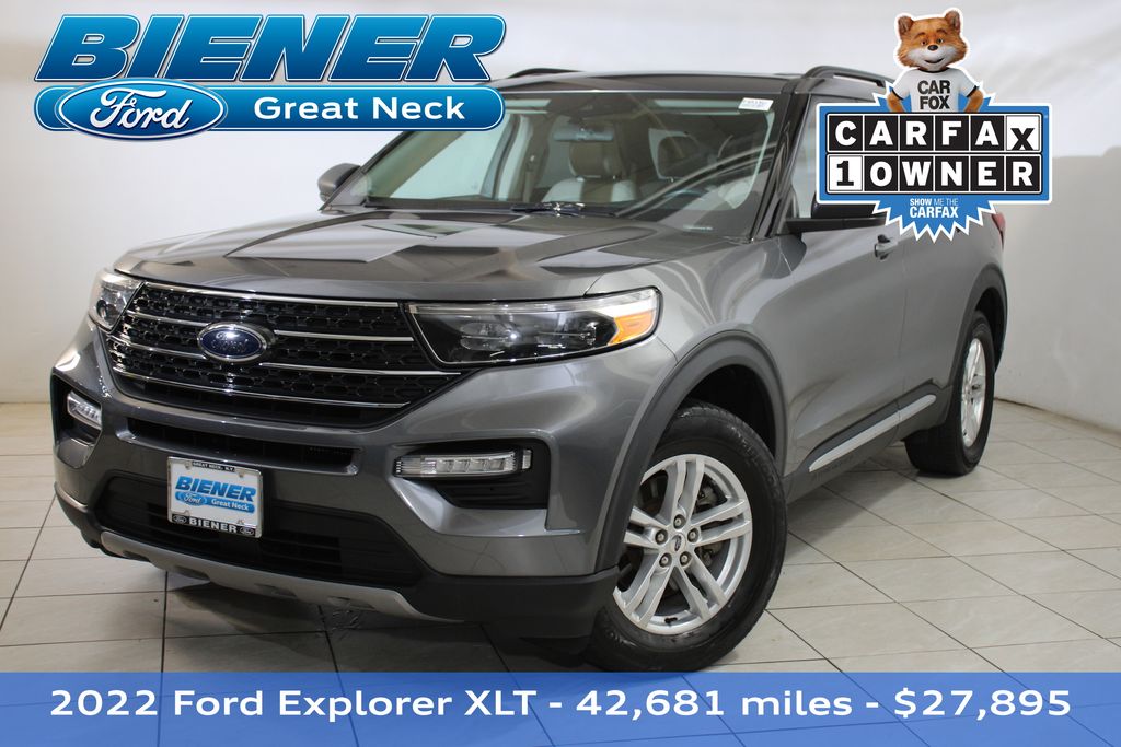 Used 2022 Gray Ford XLT image 1