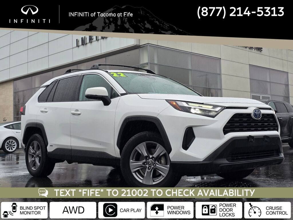 2022 Toyota RAV4 XLE's photo