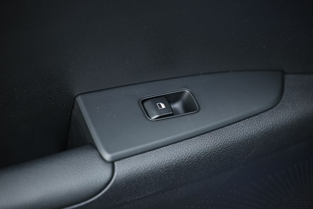 2022 Kia Forte LXS photo 24