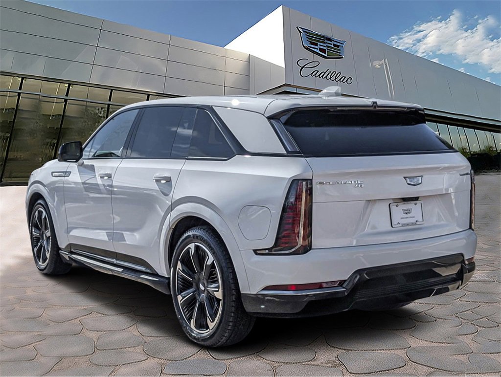 2025 Cadillac Escalade IQ Sport photo 4