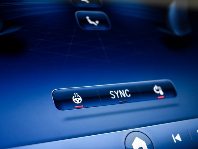 2026 Mercedes Benz GLC 300 photo 26