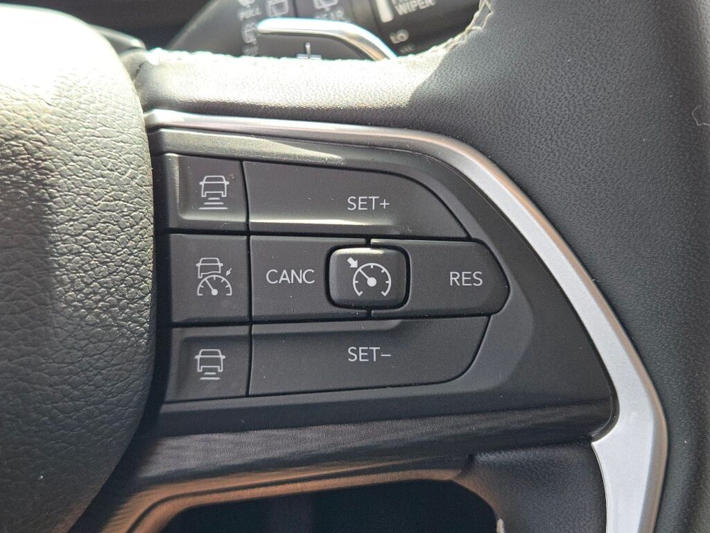 2024 Jeep Grand Cherokee Altitude X photo 29