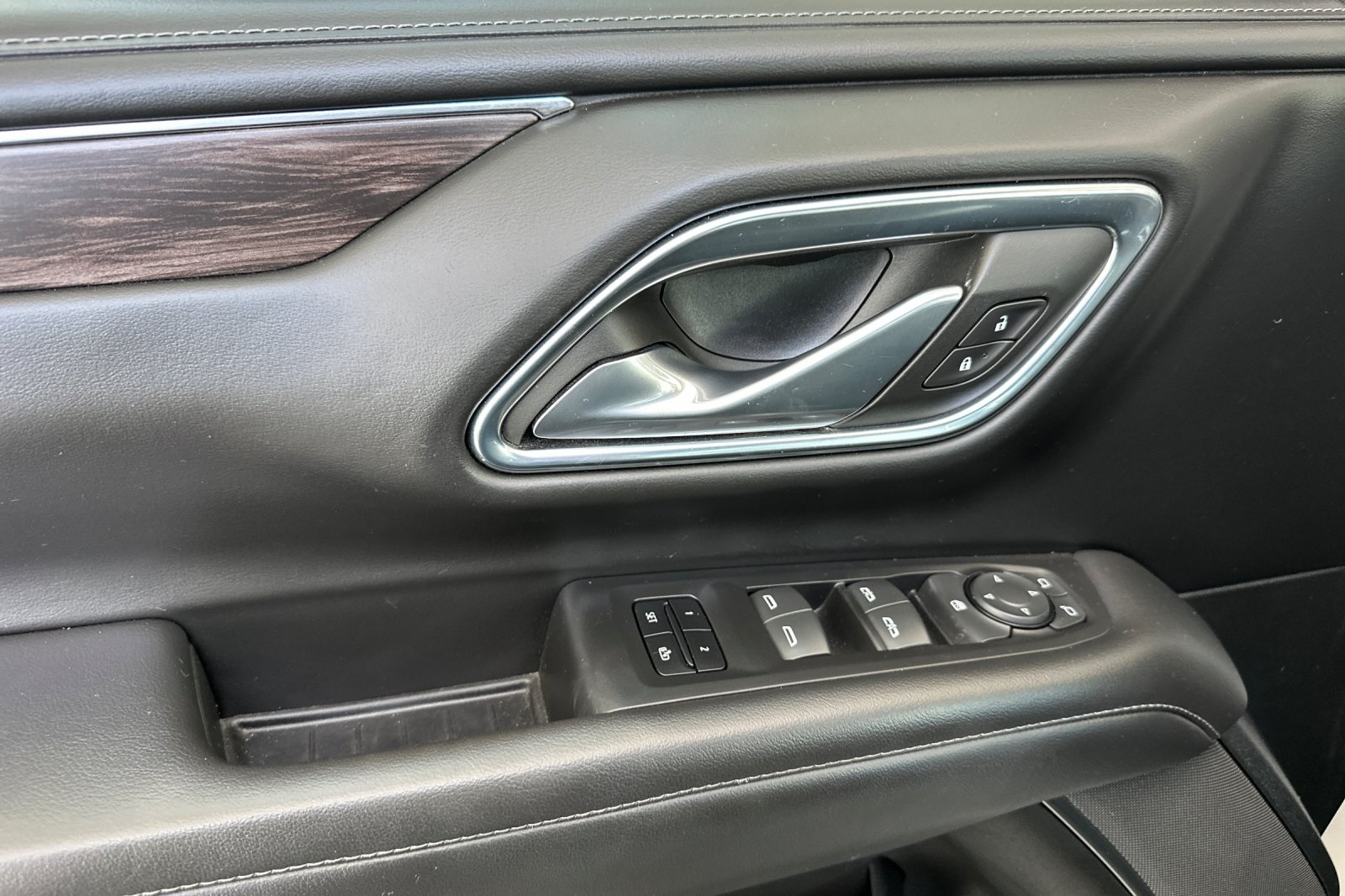 2023 Chevrolet Tahoe LT photo 11