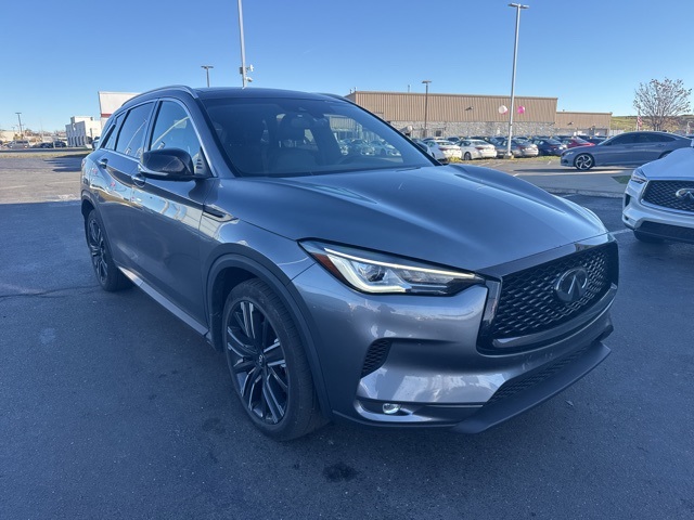 2022 Infiniti QX50 Luxe photo 3