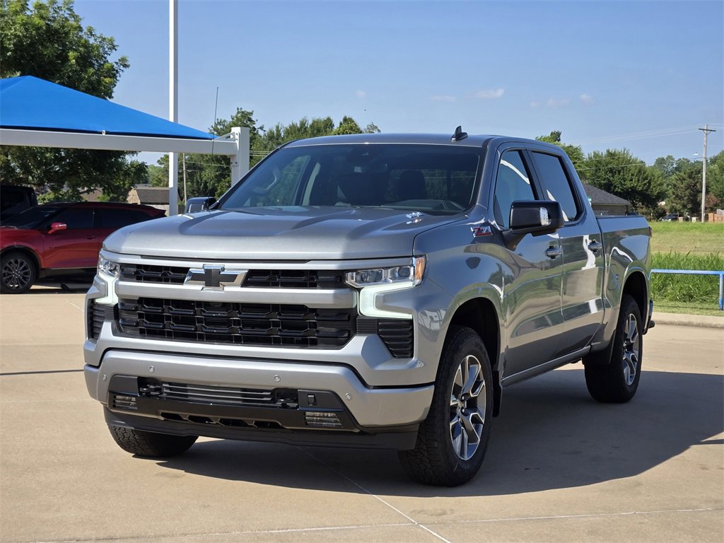 2026 Chevrolet Silverado 1500 RST photo 2