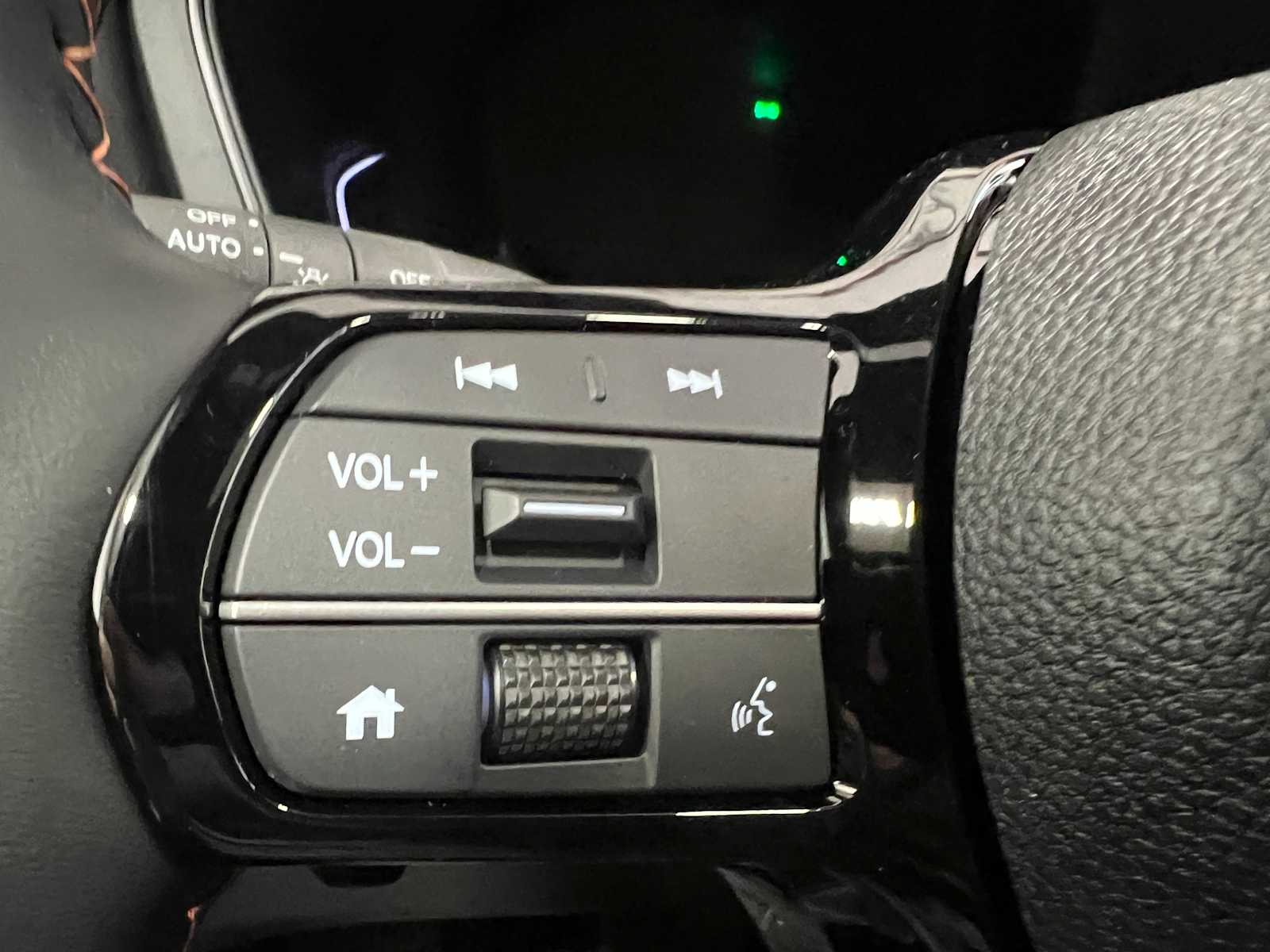 2025 Honda Pilot TrailSport photo 12