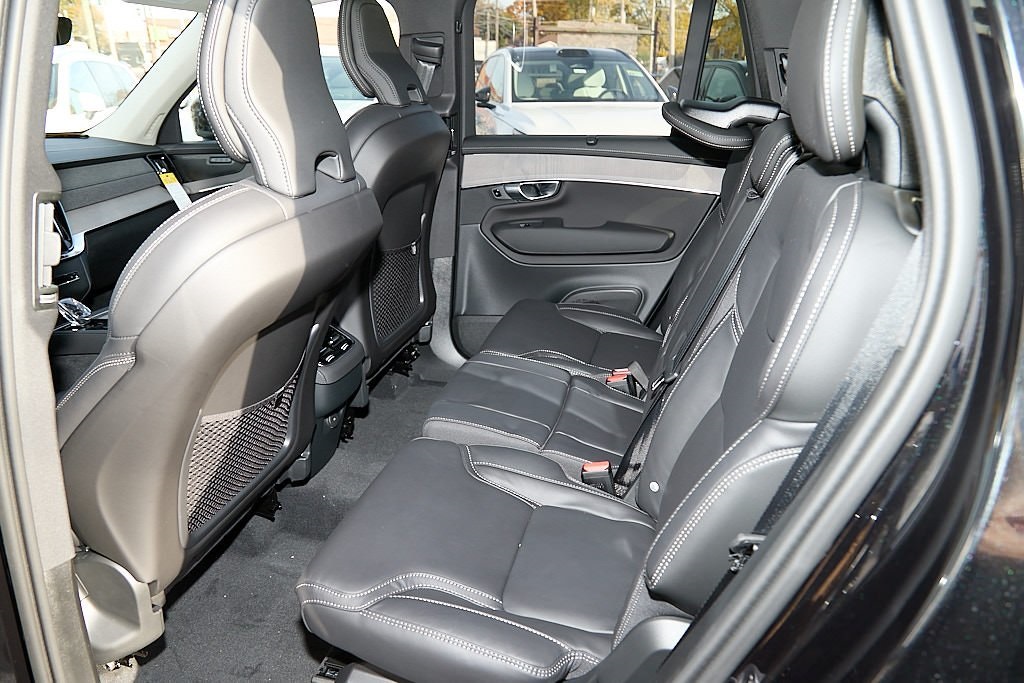 2026 VOLVO XC90 - Image 20