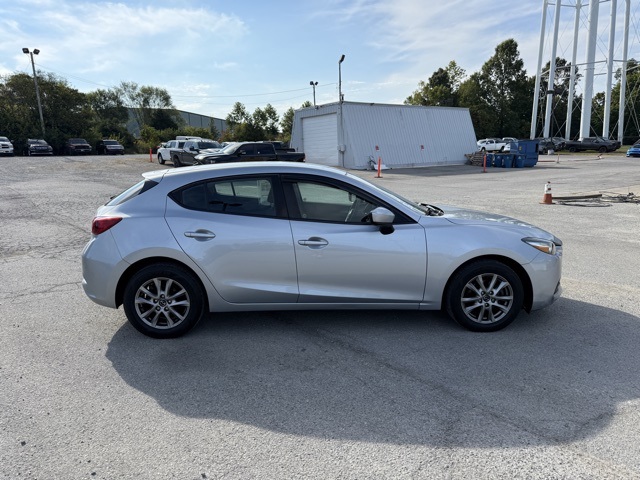 2018 Mazda Mazda3 Sport photo 5