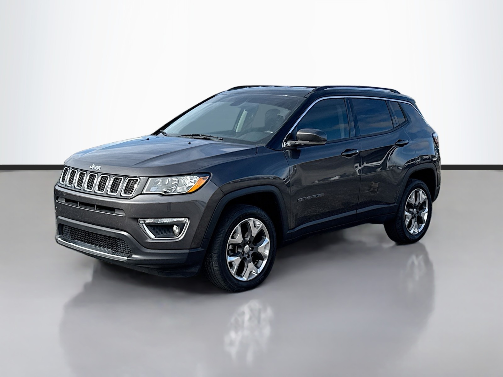 2018 Jeep Compass Limited's photo