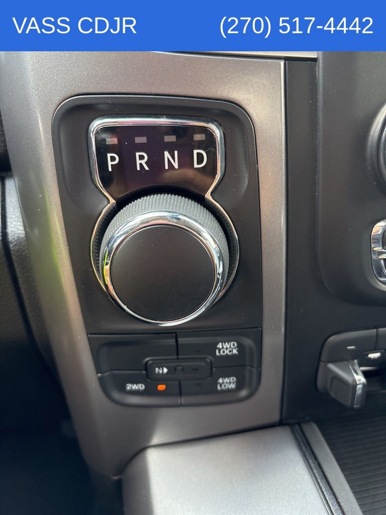 2023 Ram 1500 SLT photo 12