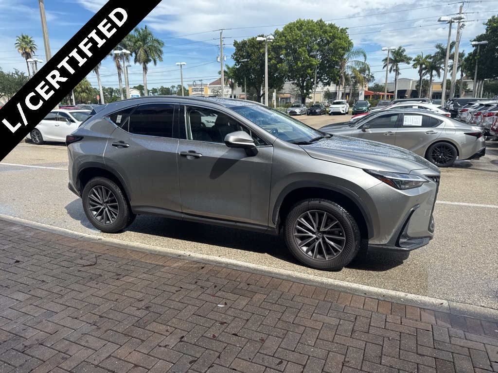 2022 Lexus NX 350 Premium photo 4