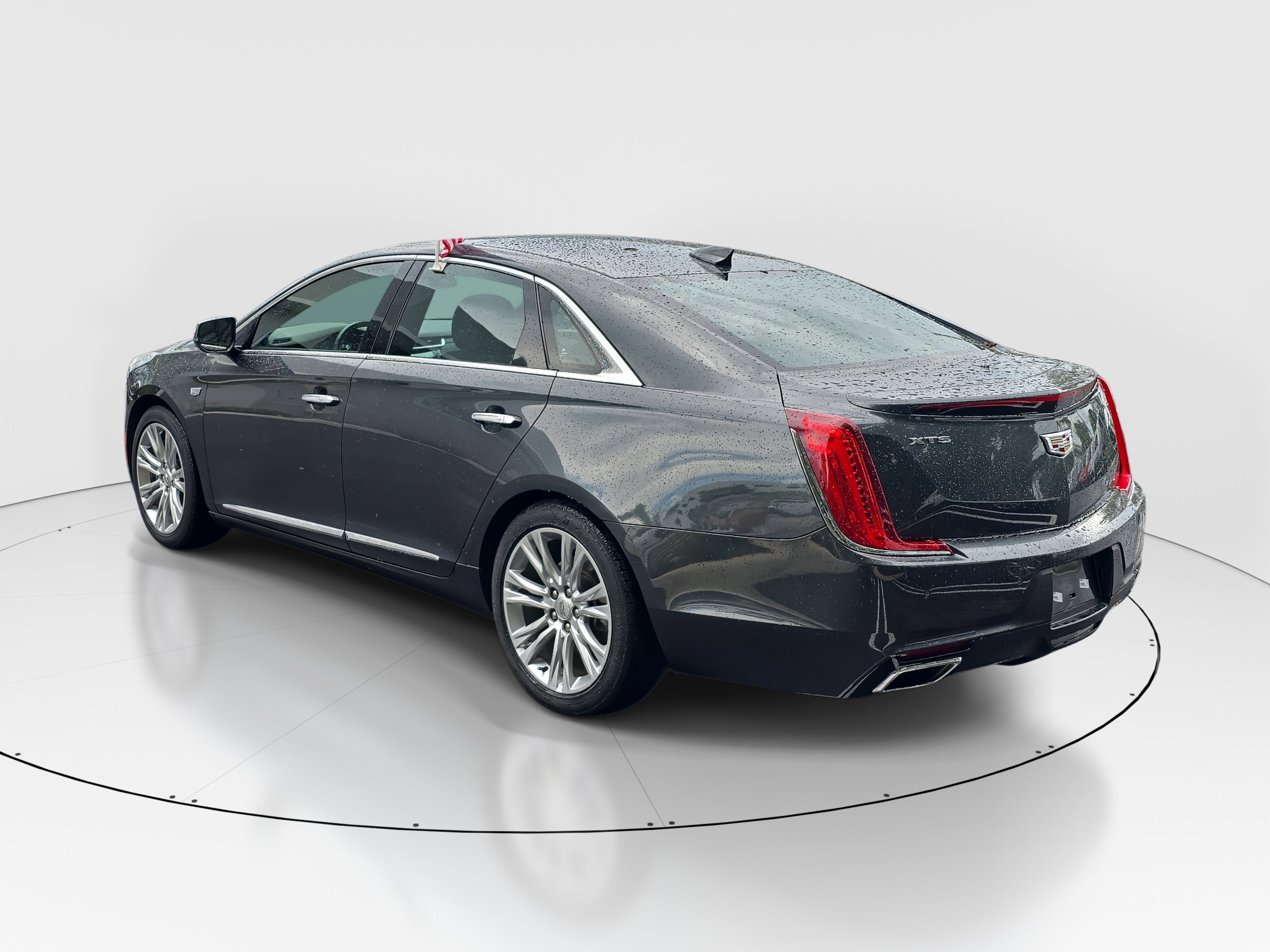 2018 Cadillac XTS Luxury photo 4