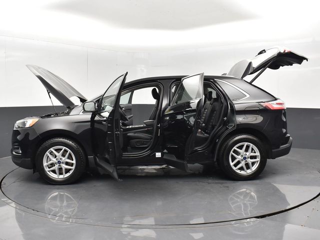 2022 Ford Edge SEL photo 28