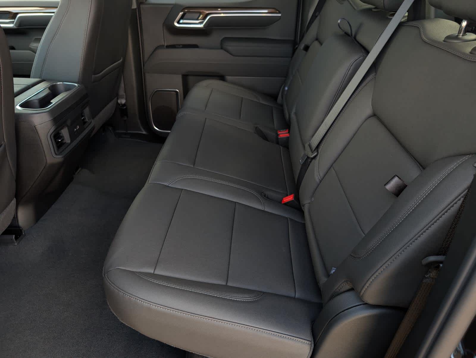 2026 Chevrolet Silverado 1500 LT photo 11