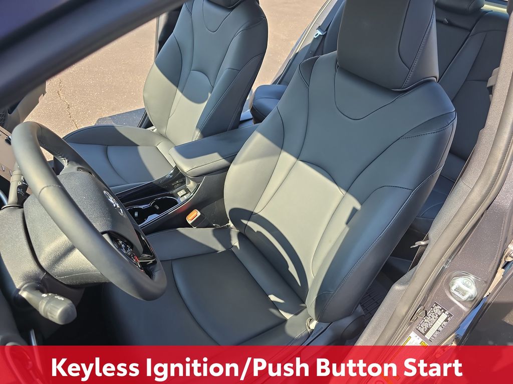 2022 Toyota Prius XLE AWD-e photo 15
