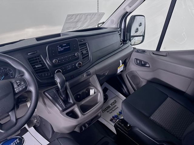2025 Ford Transit photo 17