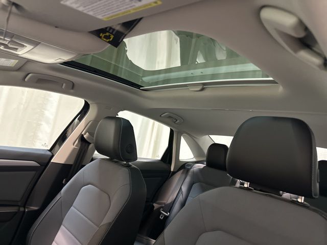 2025 Volkswagen Jetta 1.5T SE photo 23