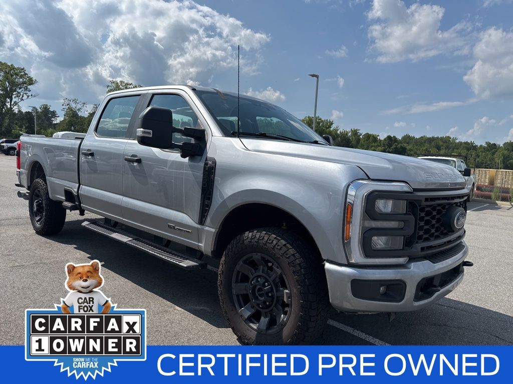 2023 Ford F-250 Super Duty XL's photo
