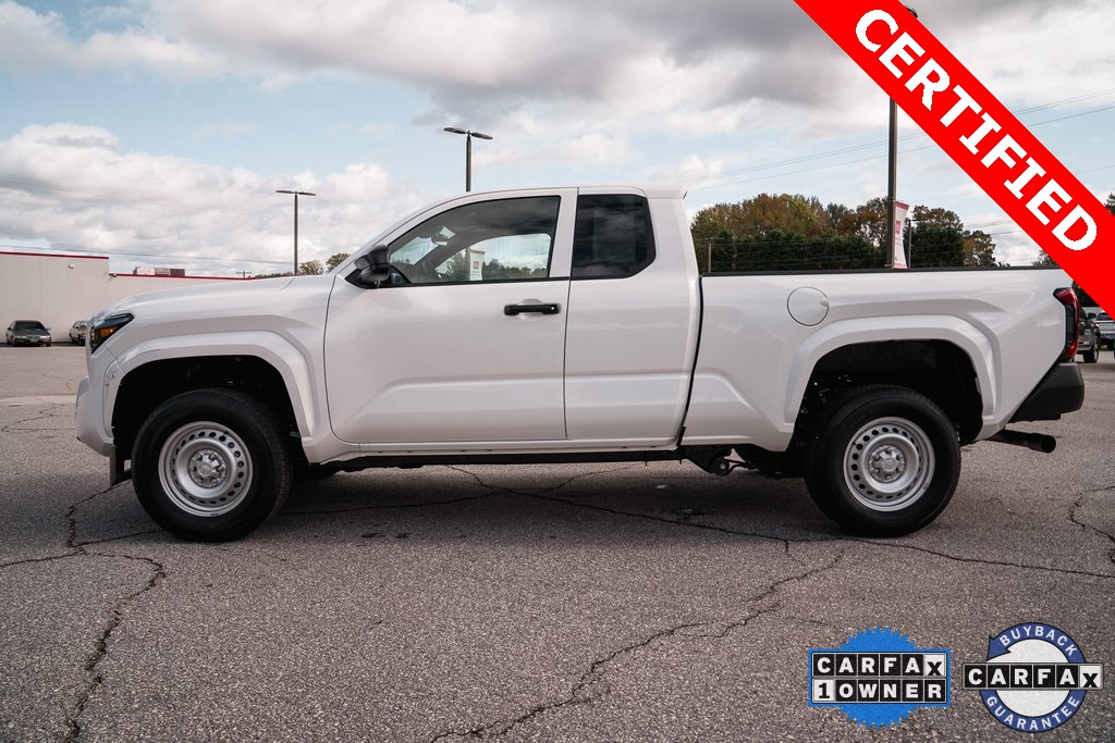 2025 Toyota Tacoma SR photo 4