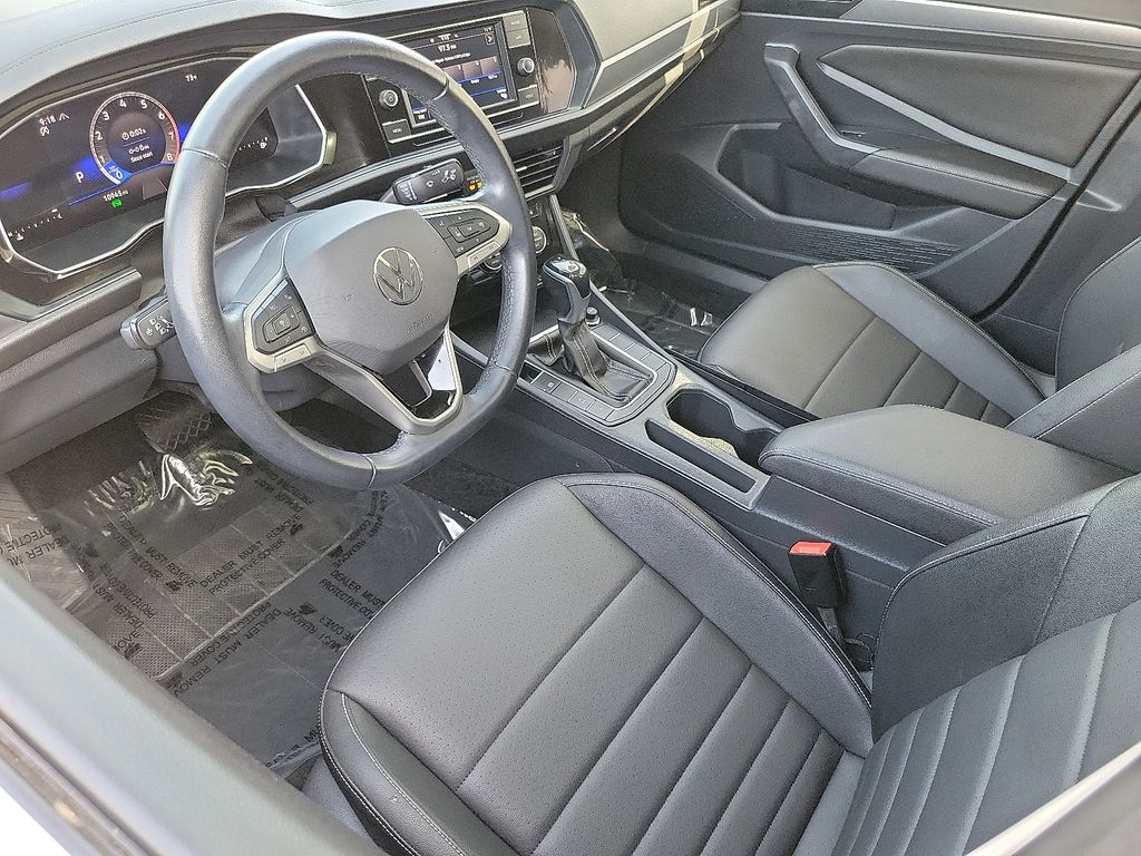 2024 Volkswagen Jetta 1.5T SE photo 3