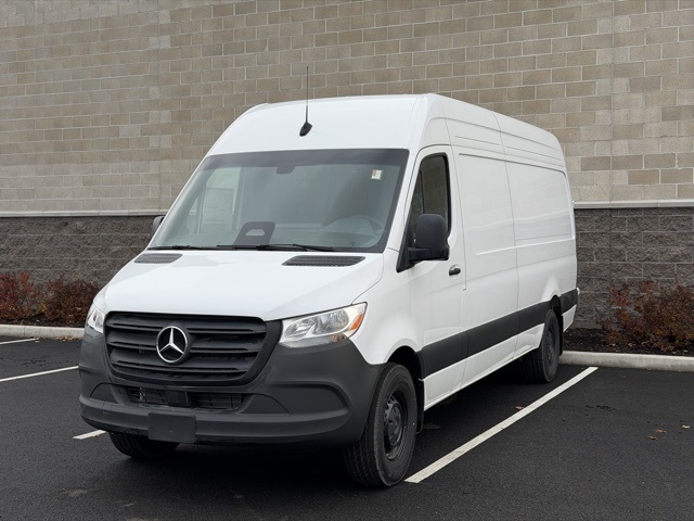 2025 Mercedes-Benz Sprinter Cargo Van Base's photo