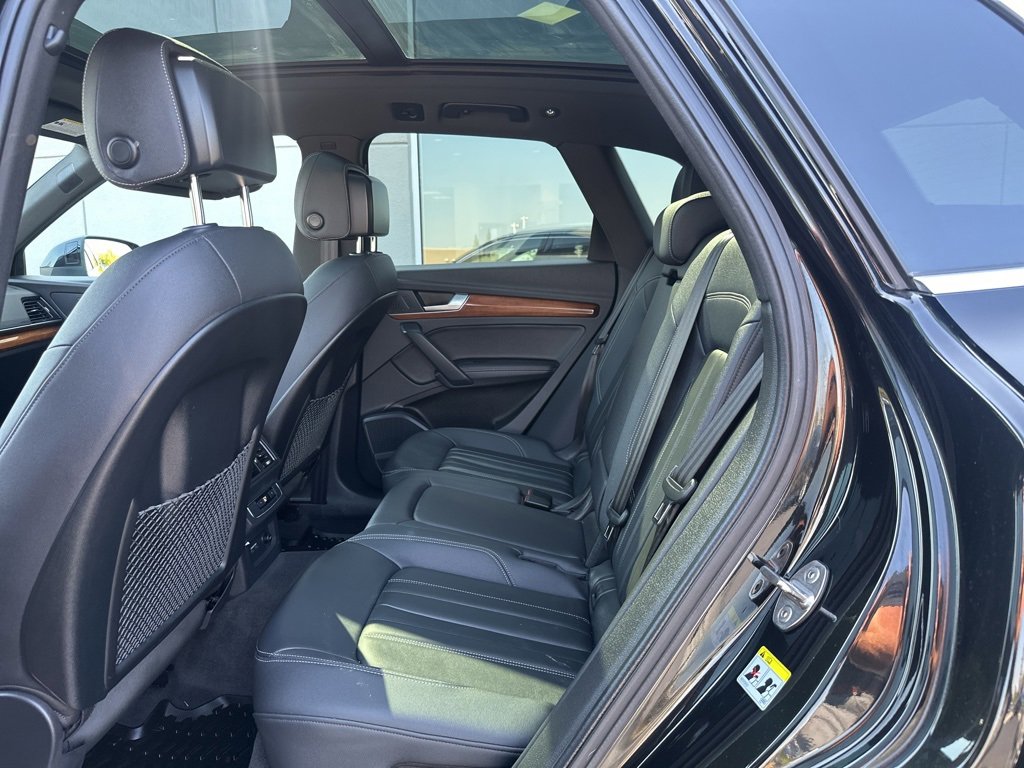 2023 Audi Q5 S line Premium Plus 45 TFSI photo 6