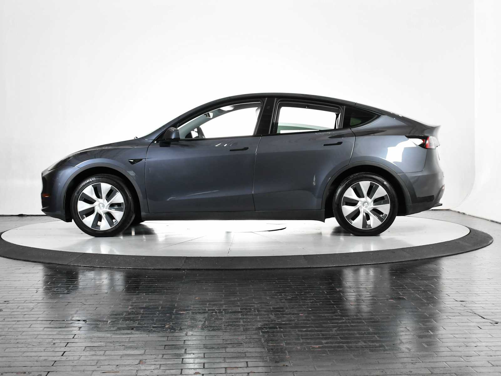 Used 2023 Tesla Model Y Base with VIN 7SAYGDED8PF956357 for sale in Northfield, Minnesota