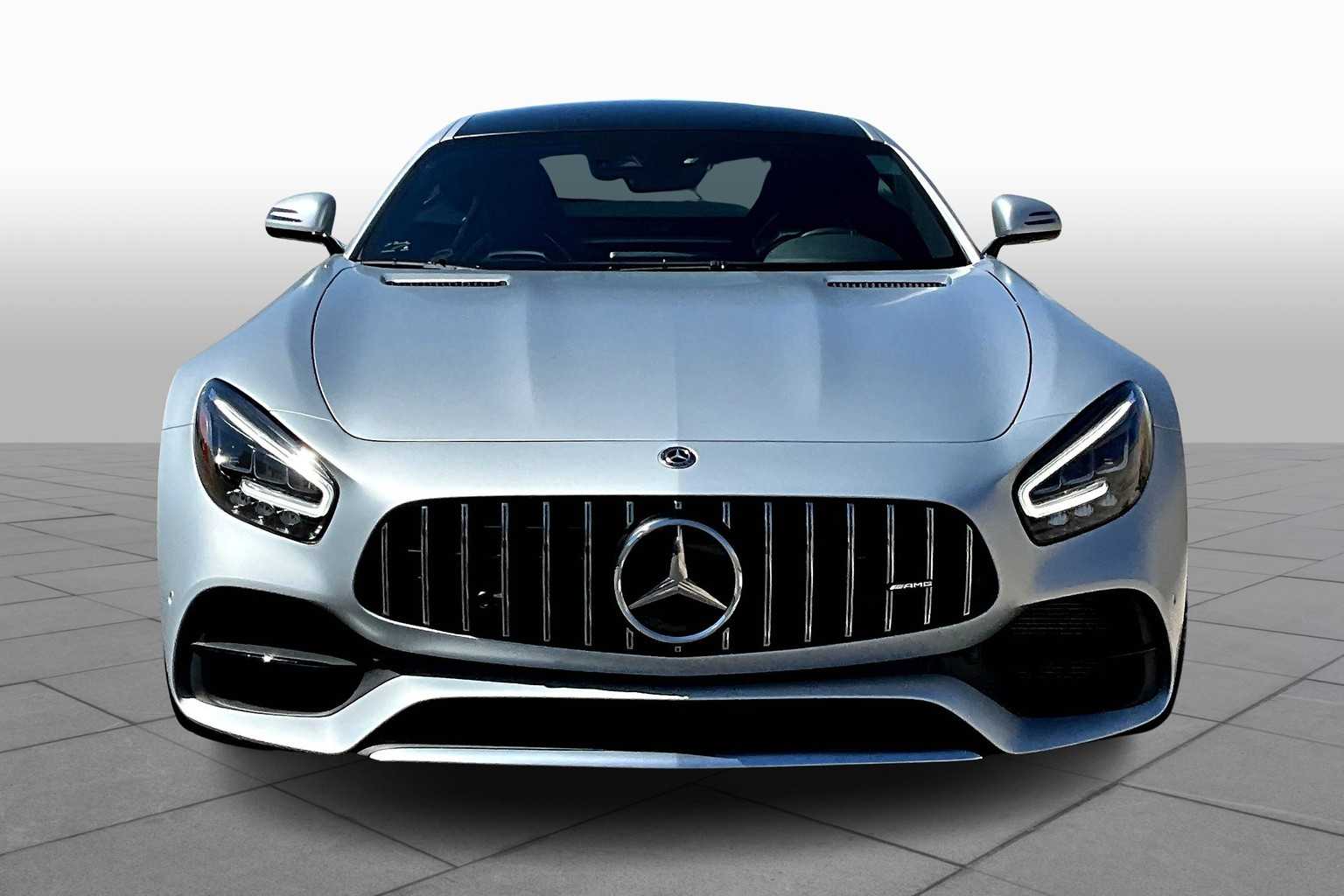 2020 Mercedes Benz AMG GT photo 3