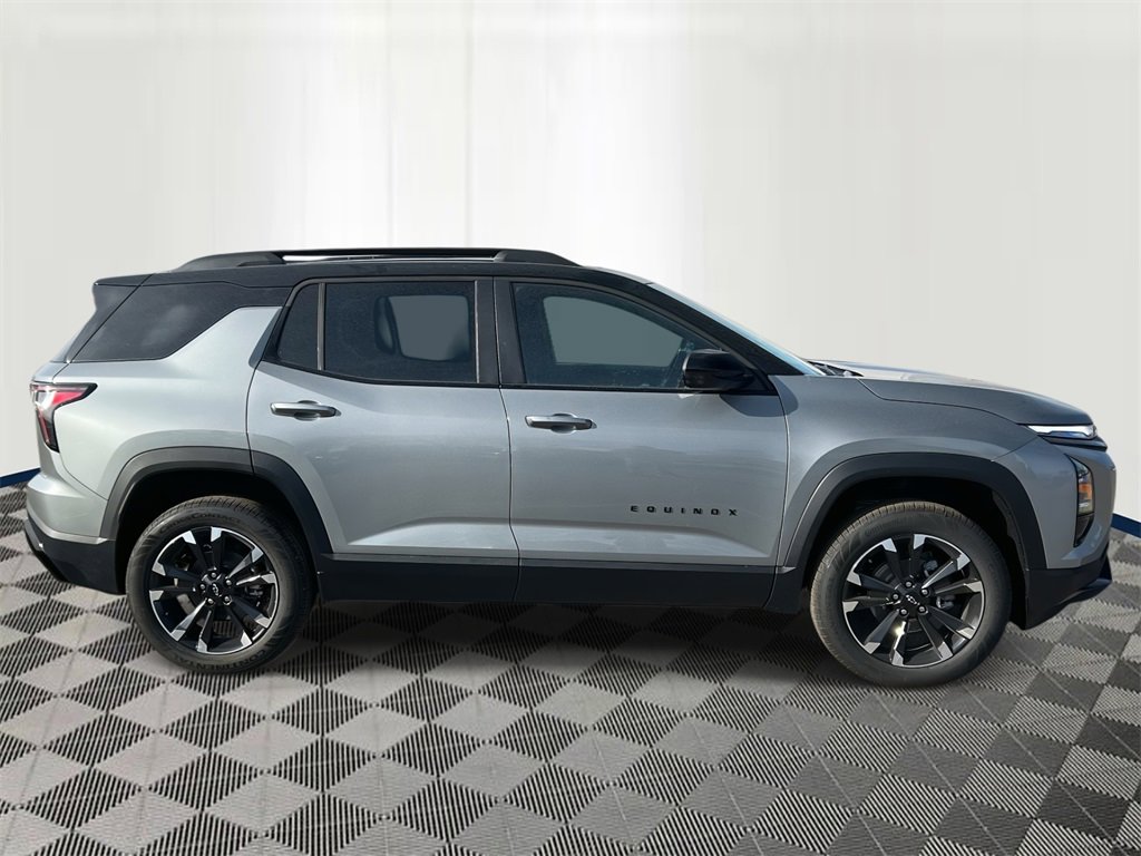 2026 Chevrolet Equinox RS photo 4