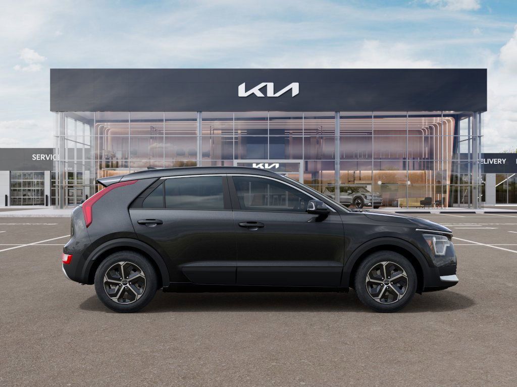 2025 Kia Niro Plug-In Hybrid EX photo 7