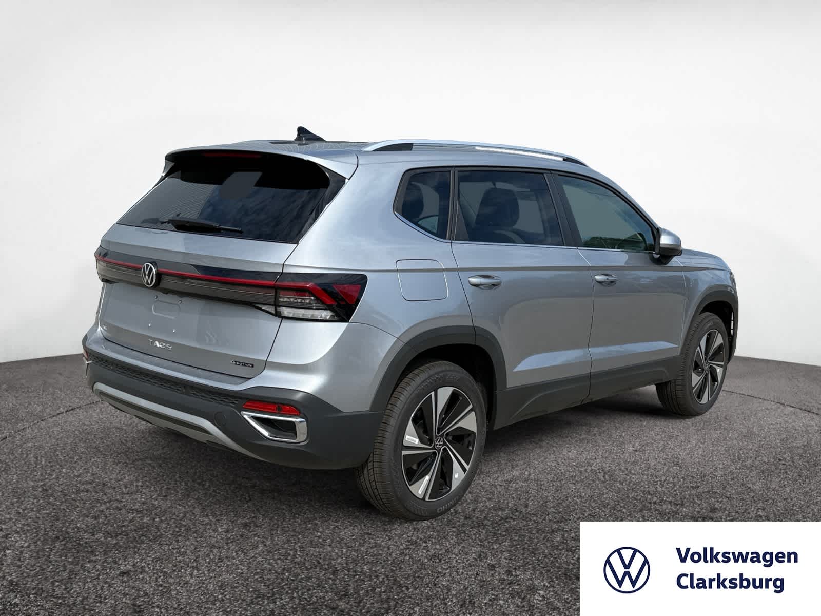 2025 Volkswagen Taos SE photo 4