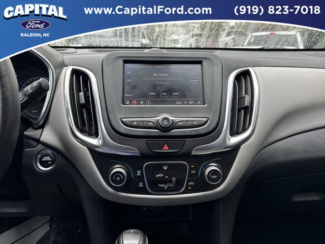 2021 Chevrolet Equinox LS photo 24