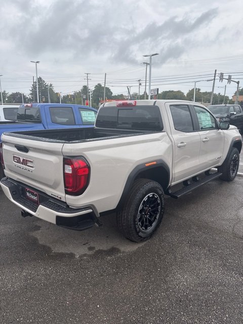2026 Gmc Canyon AT4 photo 4