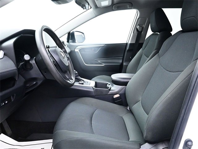 2024 Toyota RAV4 Hybrid LE photo 8
