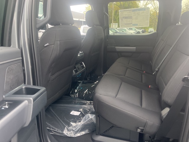 2025 Ford F-150 XLT photo 3