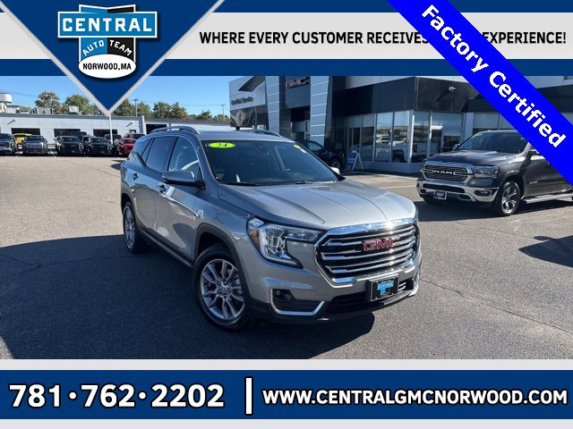 2024 GMC Terrain SLT's photo