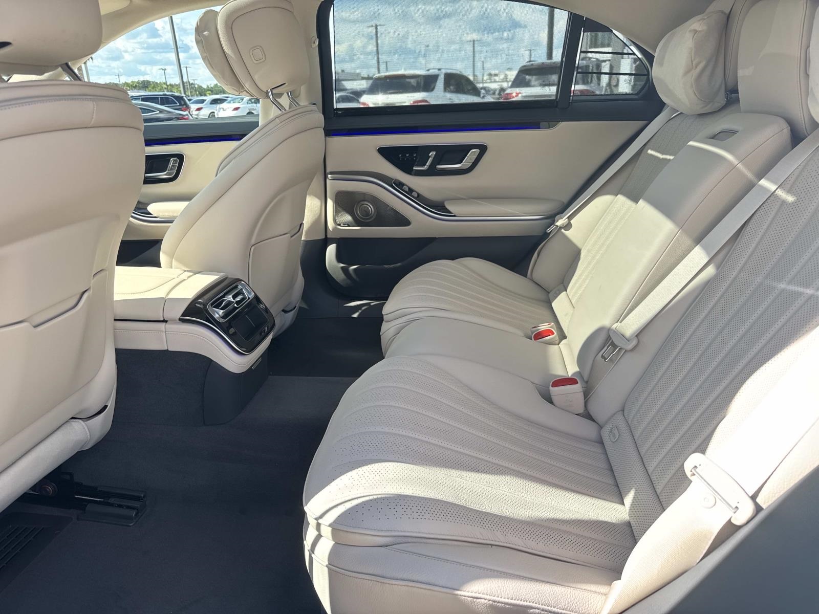 2026 Mercedes Benz S 580e 4MATIC photo 5