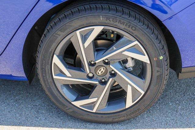 New 2025 Blue Hyundai SEL Sport image 5