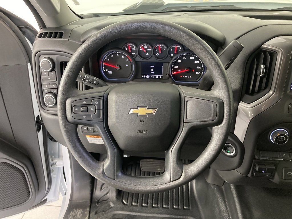 2025 Chevrolet Silverado 3500HD photo 7