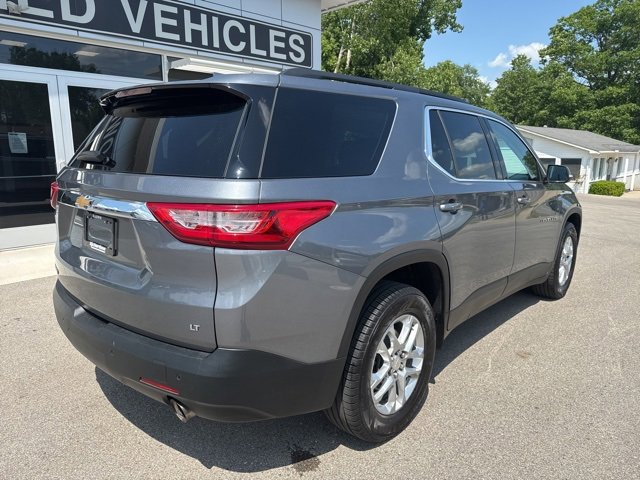 2021 Chevrolet Traverse Cloth photo 2