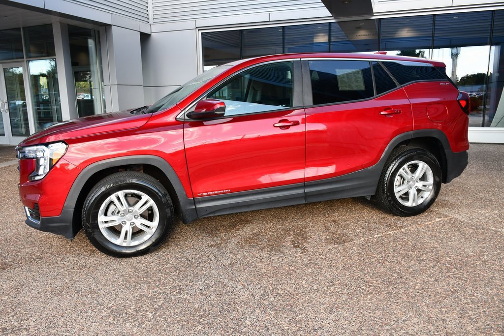 2024 Gmc Terrain SLE photo 2