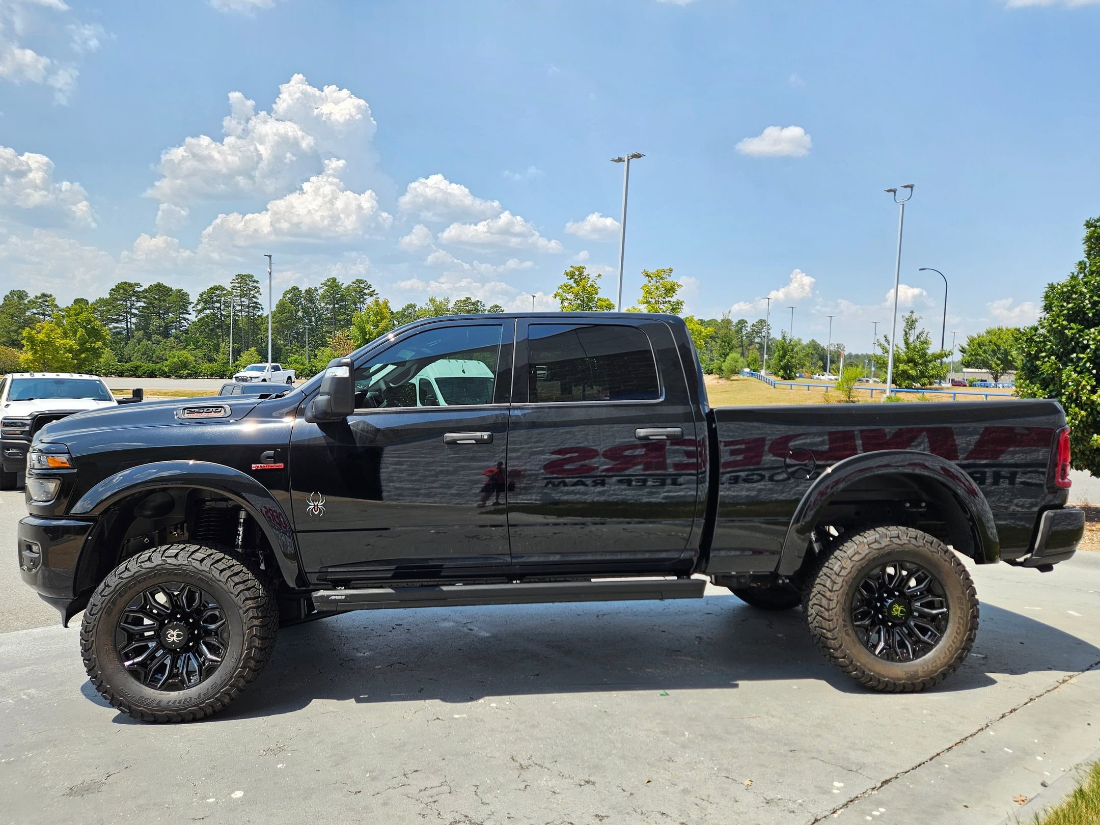 2025 Ram 2500 Big Horn photo 4