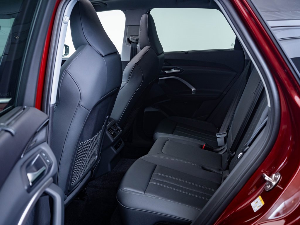 2025 Audi Q5 2.0T Premium Plus photo 17