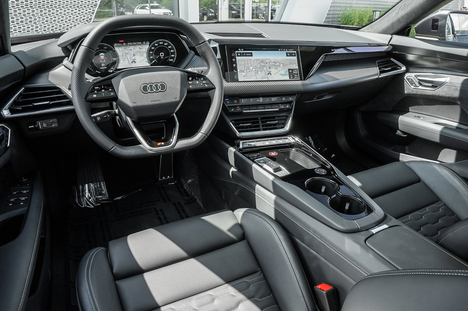 2025 Audi e-tron GT Prestige photo 7