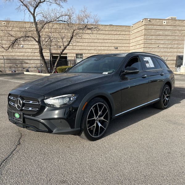 2023 Mercedes-Benz E-Class E450 All-Terrain's photo