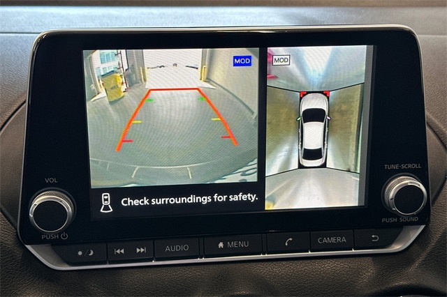 2022 Nissan Sentra SR photo 3
