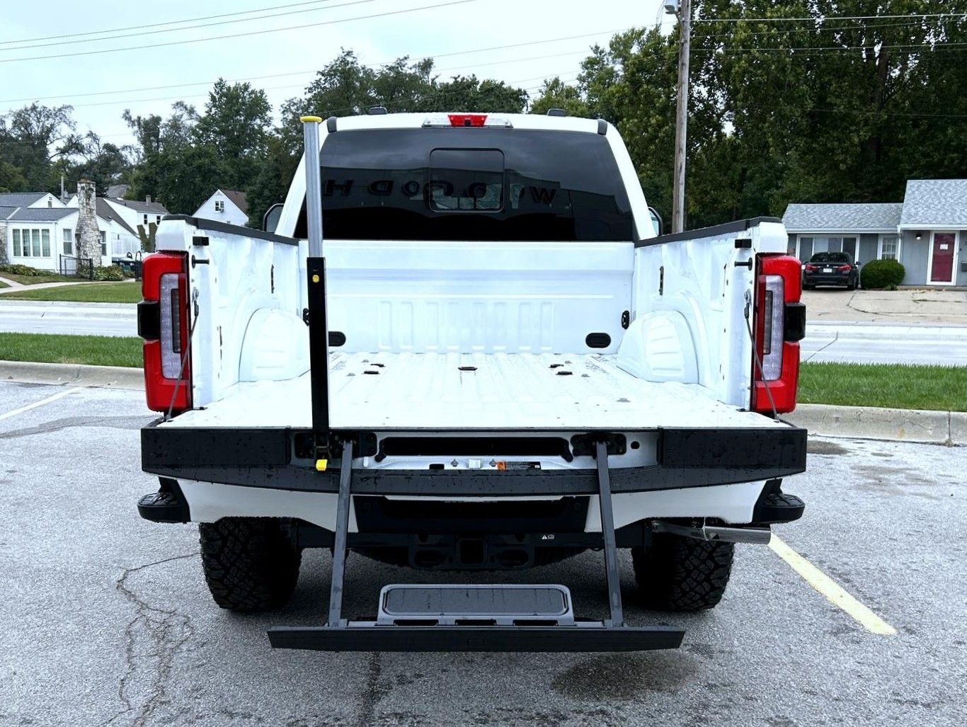 2026 Ford F-350 photo 9