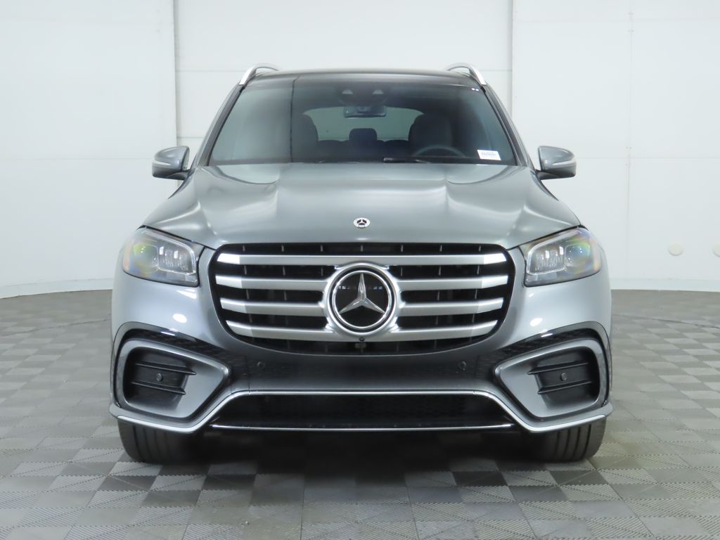 2025 Mercedes Benz GLS 450 4MATIC photo 2