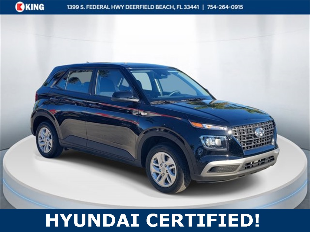 2025 Hyundai Venue SE's photo