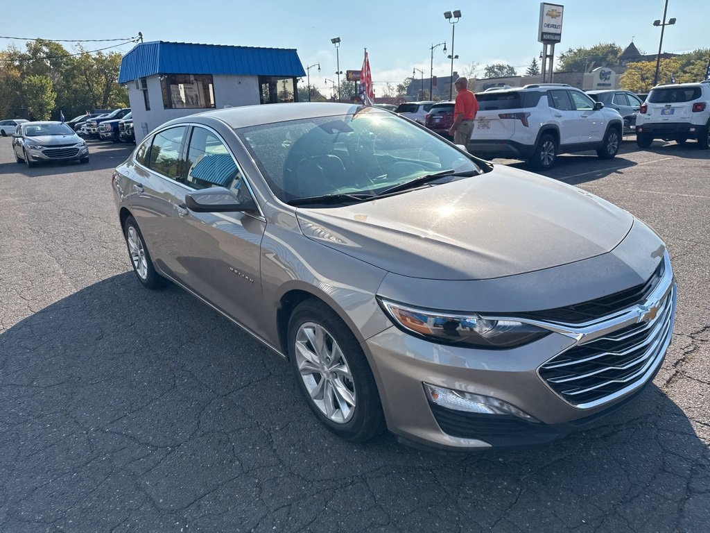 2024 Chevrolet Malibu 1LT photo 4